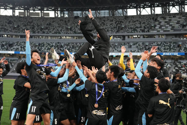 上演的帽子 上演的帽子